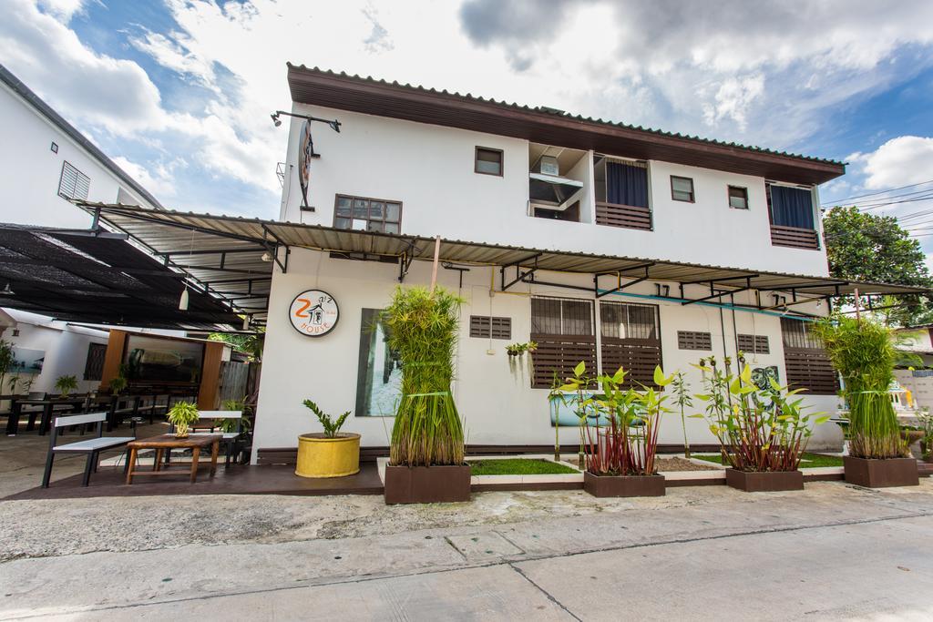 Zzhouse Hotel Chiang Mai Bagian luar foto