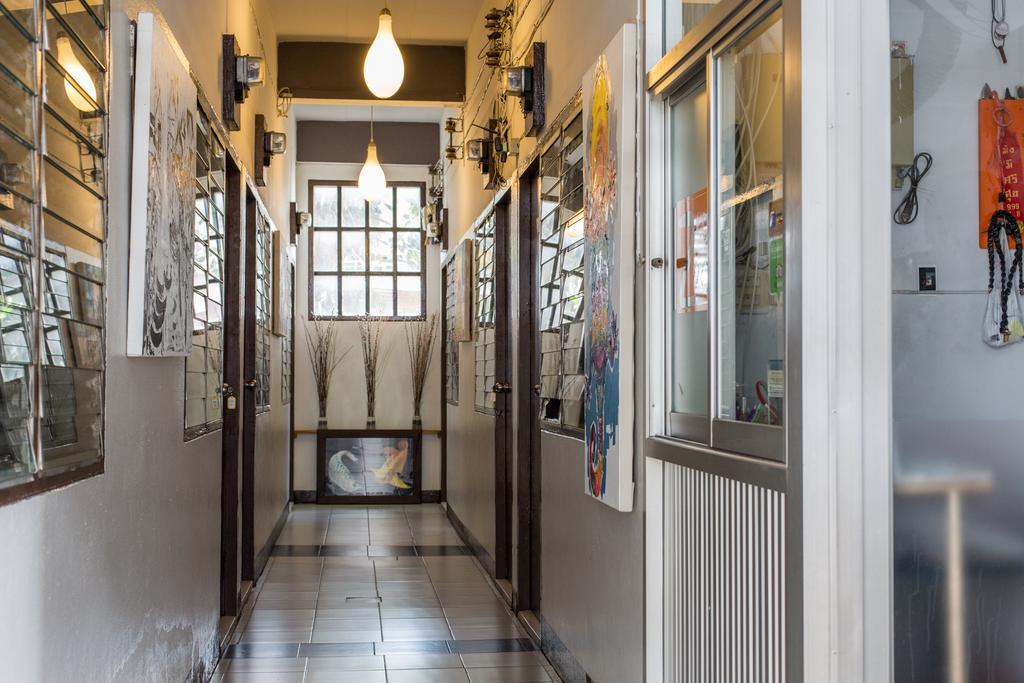 Zzhouse Hotel Chiang Mai Bagian luar foto